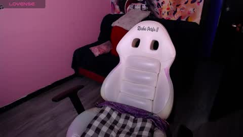 Scarllett online show from 02/11/25, 07:12