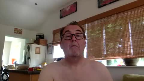 Snapshot of scbiggersballs chatting on 05/29/26, 10:13 scbiggersballs online show from 05/29/26, 10:13