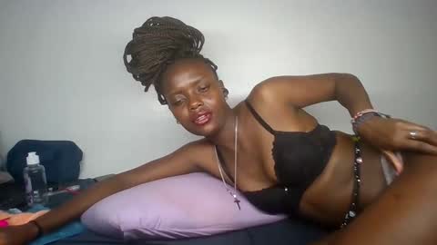 scentedfriction online show from 09/13/25, 07:02