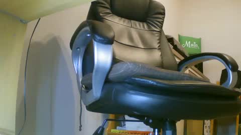 Fritz Schluepper online show from 01/15/25, 09:09