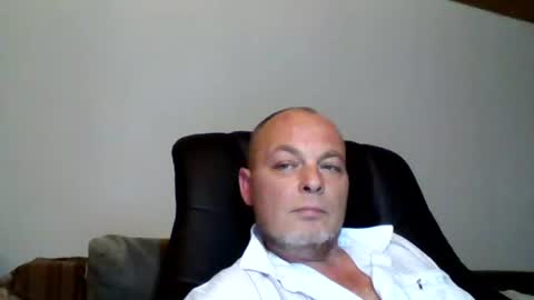schnibschnab online show from 10/12/25, 01:48