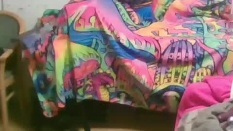 schmidti online show from 11/12/25, 07:42