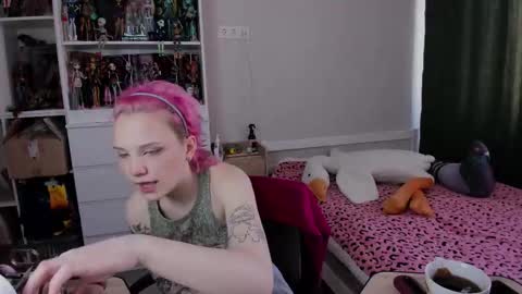 Rina online show from 03/07/26, 07:16