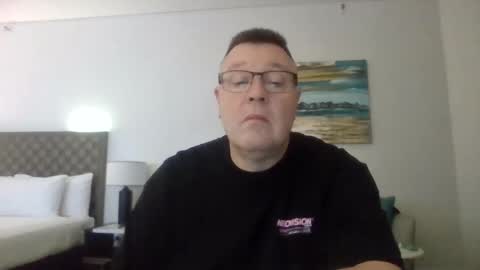 Snapshot of scoobs71 chatting on 04/26/26, 01:42 Scoobs online show from 04/26/26, 01:42