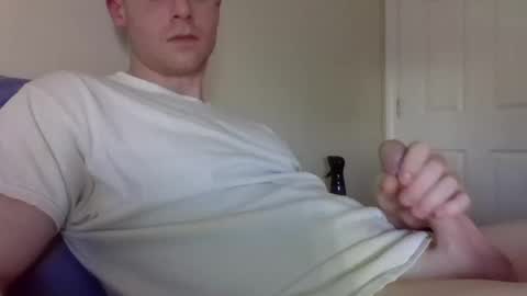 Snapshot of scooter912 chatting on 12/13/24, 07:21 scooter912 online show from 12/13/24, 07:21