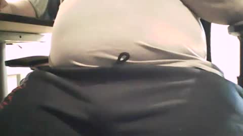 scottie813 online show from 10/27/25, 04:22