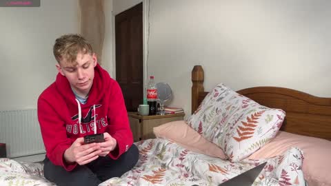 Snapshot of scottish_twink01 chatting on 01/07/25, 07:28 danny online show from 01/07/25, 07:28