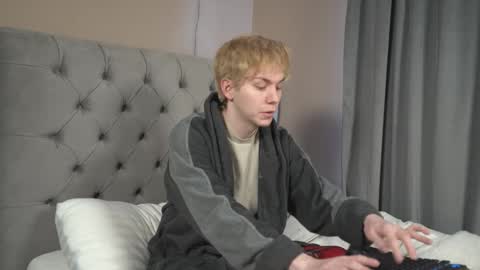 danny online show from 03/03/26, 01:39