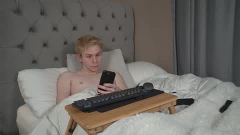 danny online show from 03/04/26, 01:44