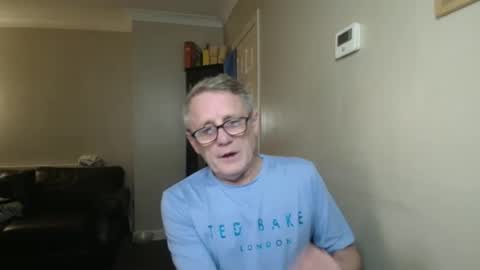 James online show from 11/01/25, 09:50