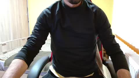 scotty_98 online show from 01/01/25, 06:49