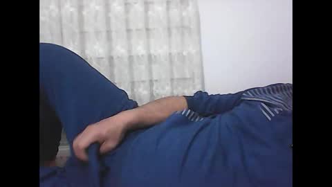 Snapshot of screw2 chatting on 12/04/24, 07:34 Evren online show from 12/04/24, 07:34