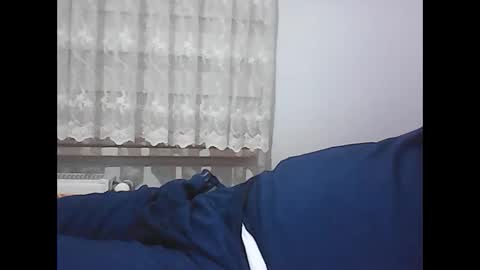 Snapshot of screw2 chatting on 12/21/24, 11:24 Evren online show from 12/21/24, 11:24