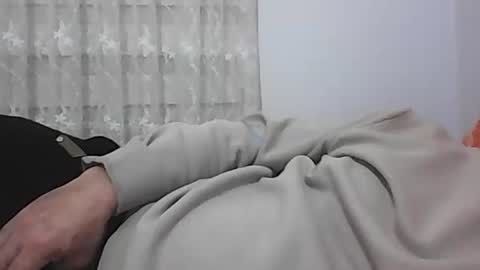 Snapshot of screw2 chatting on 01/15/25, 09:09 Evren online show from 01/15/25, 09:09