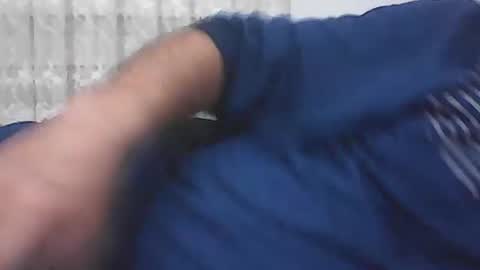 Snapshot of screw2 chatting on 01/20/25, 06:10 Evren online show from 01/20/25, 06:10