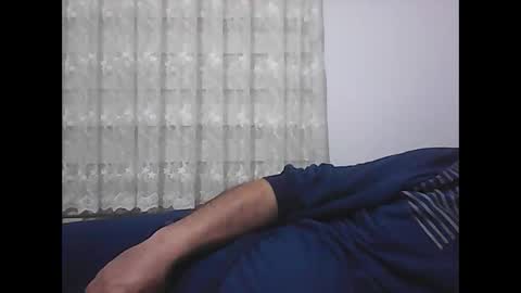 Snapshot of screw2 chatting on 02/01/25, 07:23 Evren online show from 02/01/25, 07:23