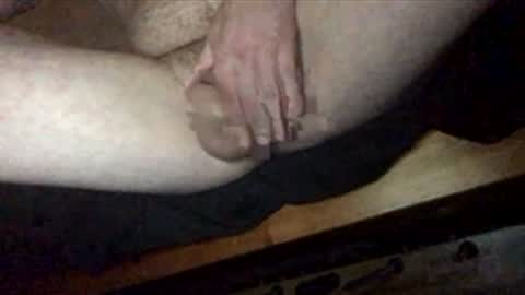 screw458610 online show from 04/28/26, 10:48