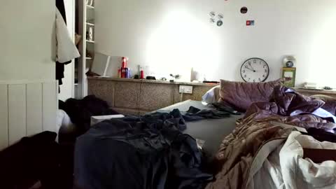 scubi007 online show from 12/21/25, 08:54