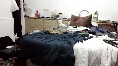 scubi007 online show from 12/23/25, 01:58