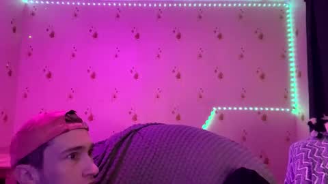 Snapshot of sdddisk chatting on 12/05/24, 01:36 sdddisk online show from 12/05/24, 01:36