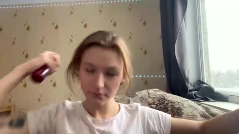 Snapshot of sdddisk chatting on 12/15/24, 10:07 sdddisk online show from 12/15/24, 10:07