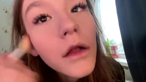 Snapshot of sdddisk chatting on 12/19/24, 12:01 sdddisk online show from 12/19/24, 12:01