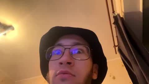 Snapshot of sdddisk chatting on 01/20/25, 04:54 sdddisk online show from 01/20/25, 04:54