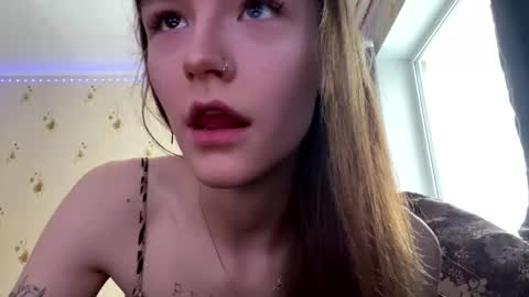 Snapshot of sdddisk chatting on 02/07/25, 01:22 sdddisk online show from 02/07/25, 01:22