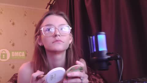 Snapshot of sdddisk chatting on 02/10/25, 05:52 sdddisk online show from 02/10/25, 05:52