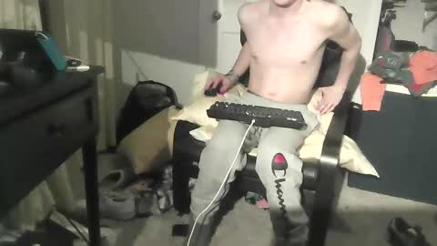 Snapshot of sdseventy chatting on 02/21/25, 05:13 ObvHype online show from 02/21/25, 05:13