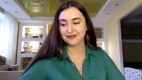 Snapshot of sea_cocktail chatting on 01/03/25, 11:35 Elizabeth  online show from 01/03/25, 11:35