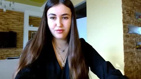 Snapshot of sea_cocktail chatting on 10/16/25, 06:47 Elizabeth  online show from 10/16/25, 06:47