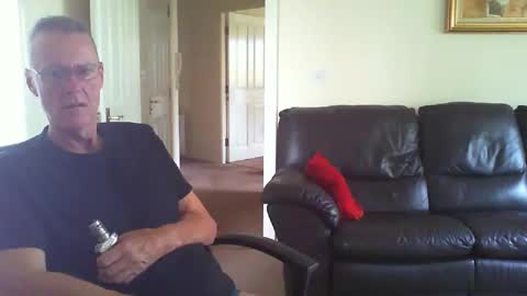 seakrait online show from 10/31/25, 10:16