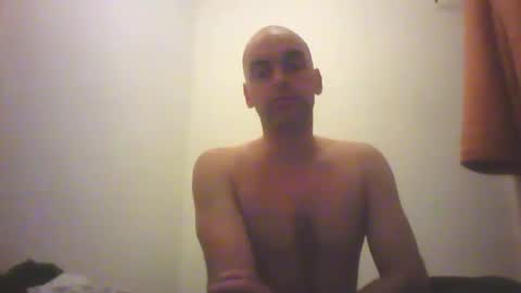 Snapshot of sean20775 chatting on 10/03/25, 01:24 Sean online show from 10/03/25, 01:24