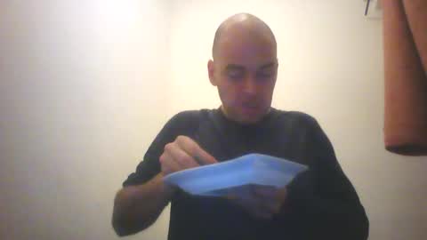 Snapshot of sean20775 chatting on 10/13/25, 06:52 Sean online show from 10/13/25, 06:52