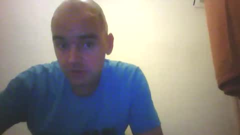 Snapshot of sean20775 chatting on 11/01/25, 02:02 Sean online show from 11/01/25, 02:02