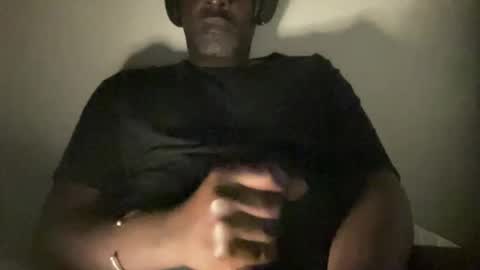 Idris online show from 12/26/24, 01:51