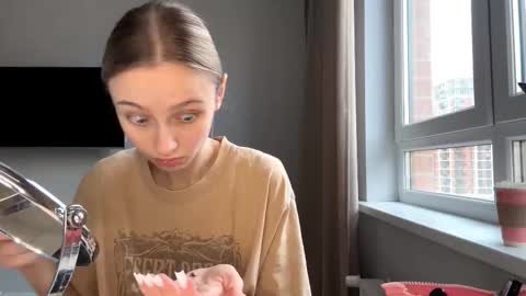 Snapshot of seasonhamiss chatting on 03/04/26, 12:11 Kate online show from 03/04/26, 12:11