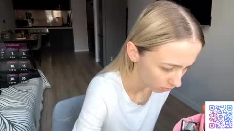 Kate online show from 04/13/26, 02:33