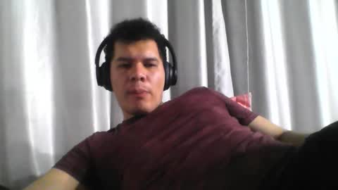 Snapshot of seb5758 chatting on 10/24/25, 04:31 Seb online show from 10/24/25, 04:31