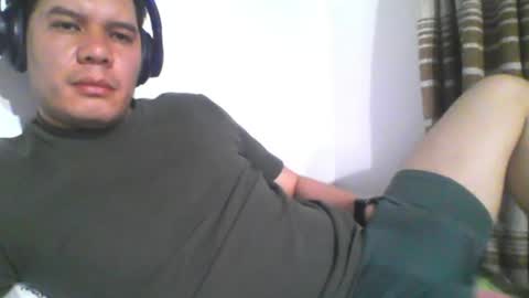 Snapshot of seb5759 chatting on 08/04/26, 04:04 seb5759 online show from 08/04/26, 04:04
