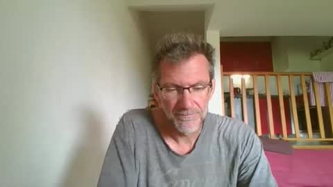 Snapshot of seb846894 chatting on 05/15/26, 10:22 seb846894 online show from 05/15/26, 10:22
