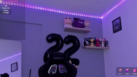 Sebastin online show from 12/24/24, 12:22