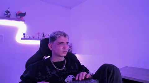 Sebastin online show from 11/09/25, 03:38