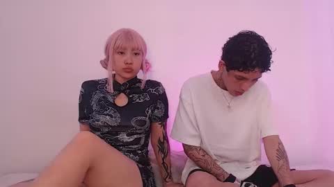  CAMILA Y SEBASTIAN online show from 11/02/25, 04:20