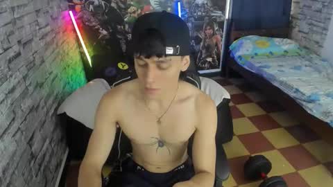 Snapshot of sebas_jusa chatting on 04/18/26, 01:04 sebas jusa online show from 04/18/26, 01:04