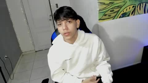 Snapshot of sebas_pretty7 chatting on 11/30/25, 12:42 sebas_pretty7 online show from 11/30/25, 12:42