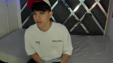 Snapshot of sebas_pretty7 chatting on 12/03/25, 12:25 sebas_pretty7 online show from 12/03/25, 12:25