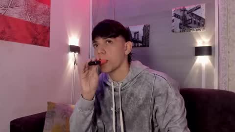 Snapshot of sebas_pretty7 chatting on 03/19/26, 12:20 sebas_pretty7 online show from 03/19/26, 12:20