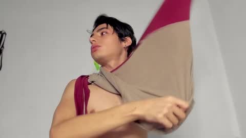 sebastian online show from 12/11/24, 10:49